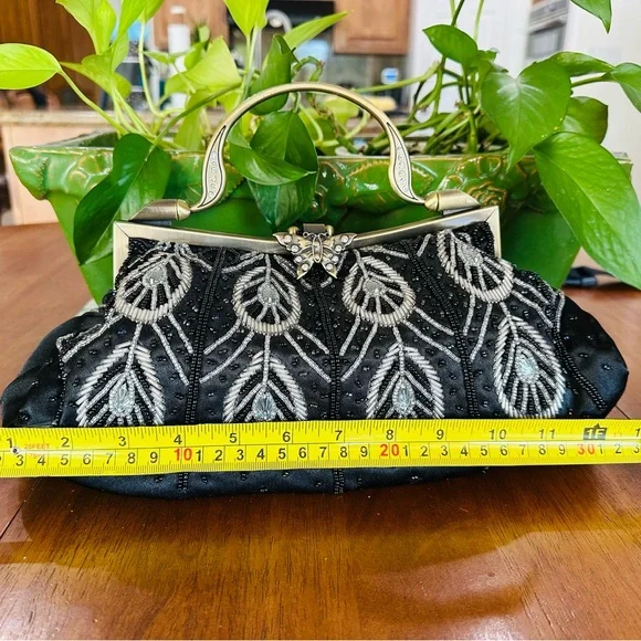 Vintage Black Beaded Handbag w Butterfly Clasp and Chain Strap by Melissa Design - Picture 10 of 14